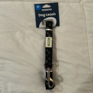 Pridebites dog leash. Chive Buy Me Brunch collection.